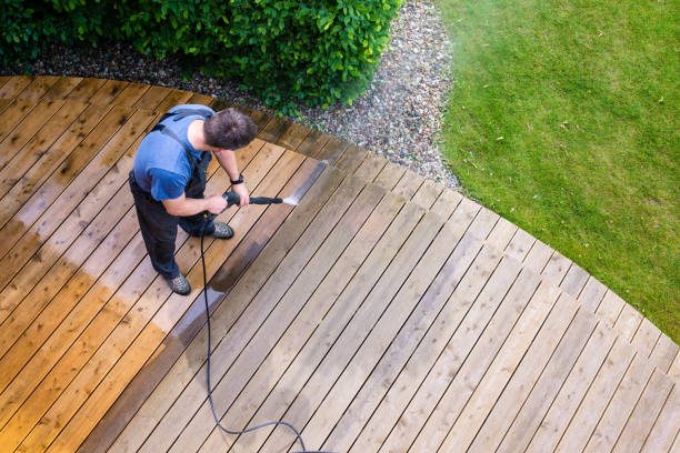 Trusted Deck Repair Services in Gibraltar, MI