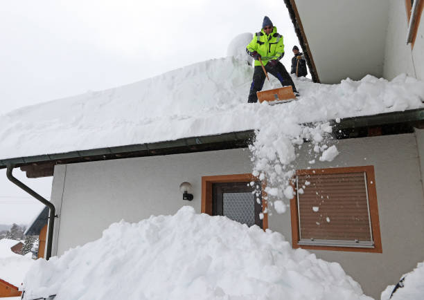 Professional Roof Snow and Ice Dam Removal Company in Ramsey, MN
